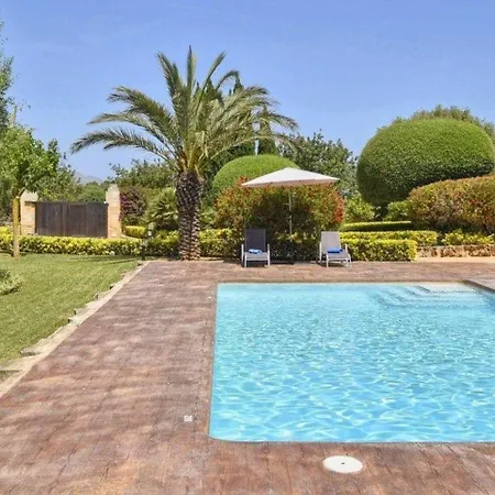 Atemberaubende Mit Pool Und Panoramablick In Unmittelbarer Naehe Von Und Dem