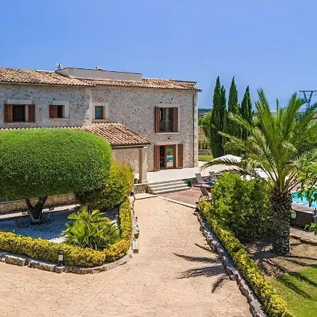 Atemberaubende Mit Pool Und Panoramablick In Unmittelbarer Naehe Von Und Dem Holiday home *